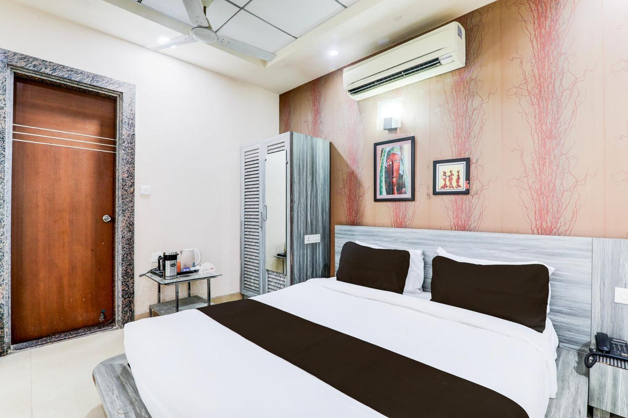 Townhouse Sakura Lucknow